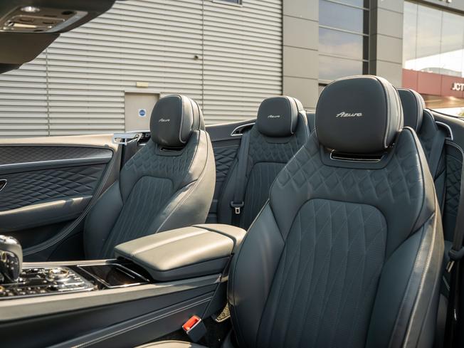 BENTLEY Continental Photo 26