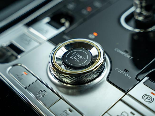 BENTLEY Continental Photo 29