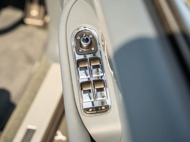 BENTLEY Continental Photo 32