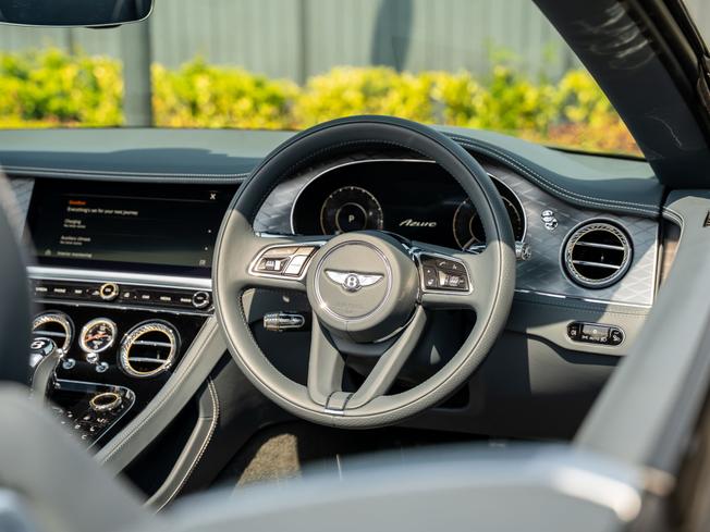 BENTLEY Continental Photo 4