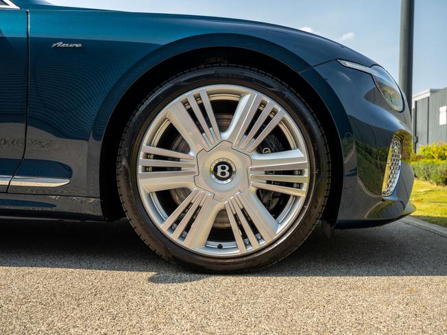 BENTLEY Continental Photo 6