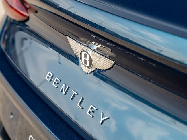 BENTLEY Continental Photo 8