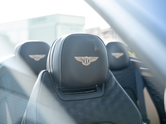 BENTLEY Continental GTC Photo 24