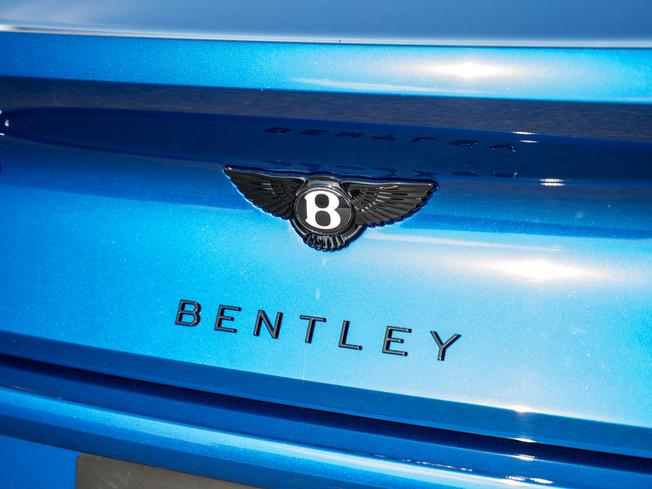 BENTLEY Continental GTC Photo 8