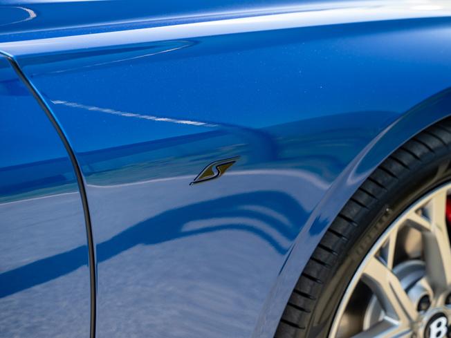 BENTLEY Continental GTC Photo 9
