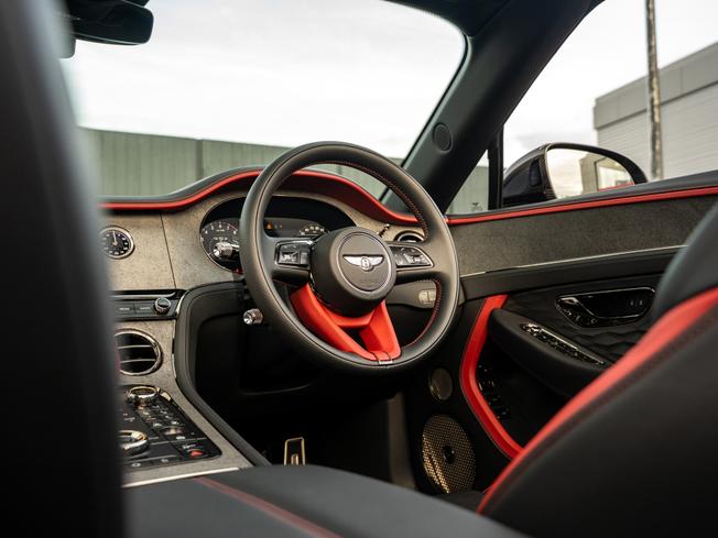 BENTLEY Continental GTC Photo 20