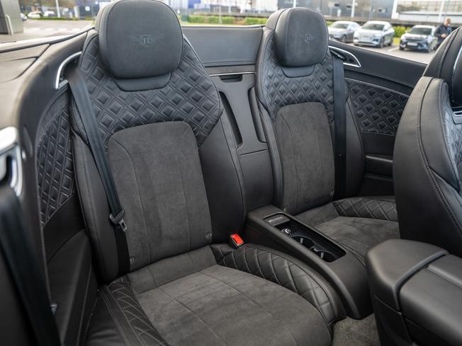BENTLEY Continental Photo 19