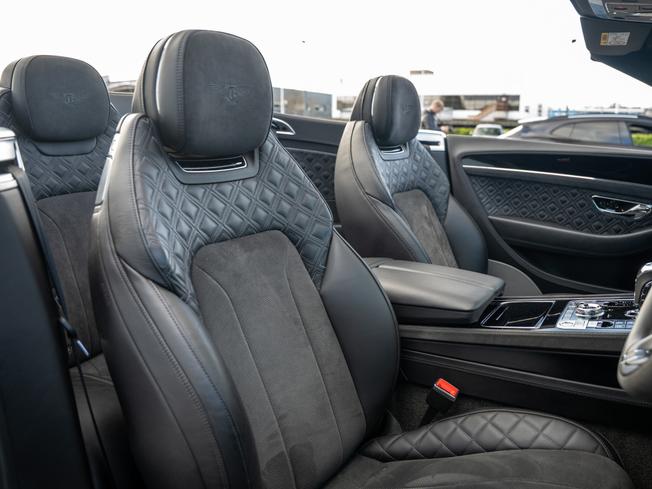 BENTLEY Continental Photo 21