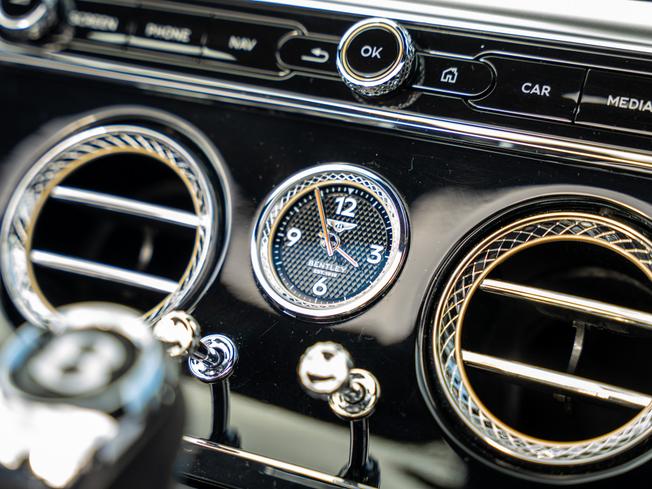 BENTLEY Continental Photo 27