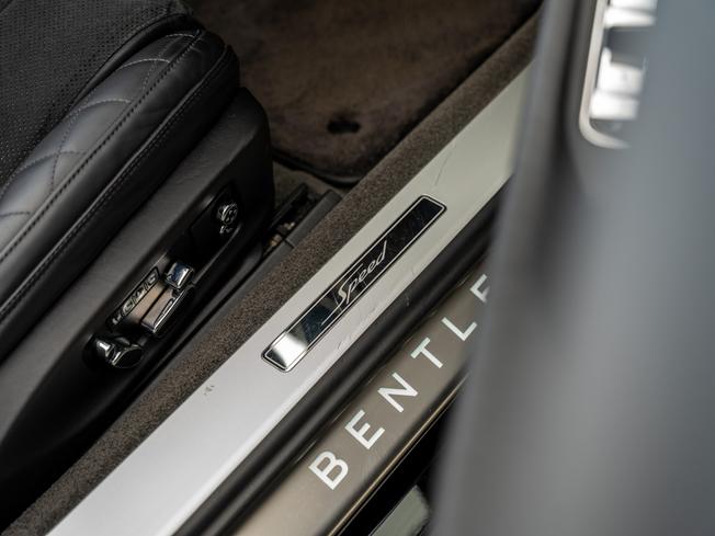 BENTLEY Continental Photo 31