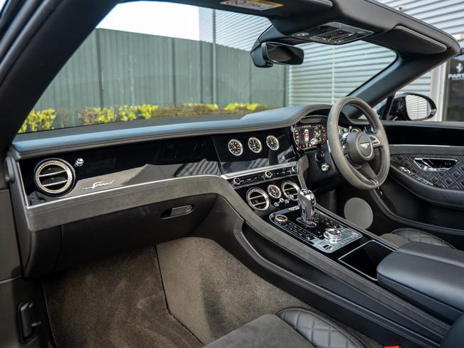 BENTLEY Continental Photo 5