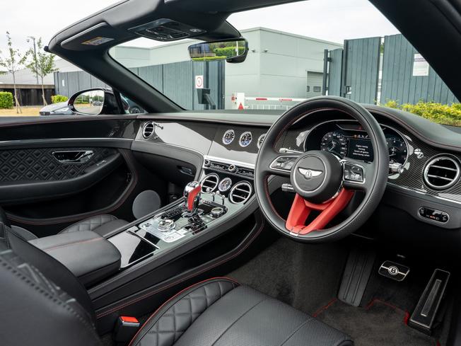 BENTLEY Continental Photo 11