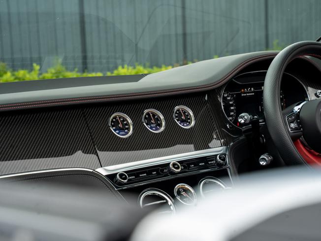 BENTLEY Continental Photo 17