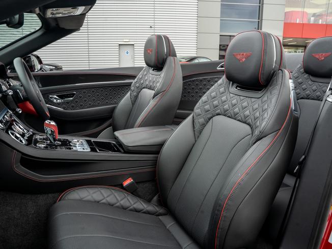 BENTLEY Continental Photo 21