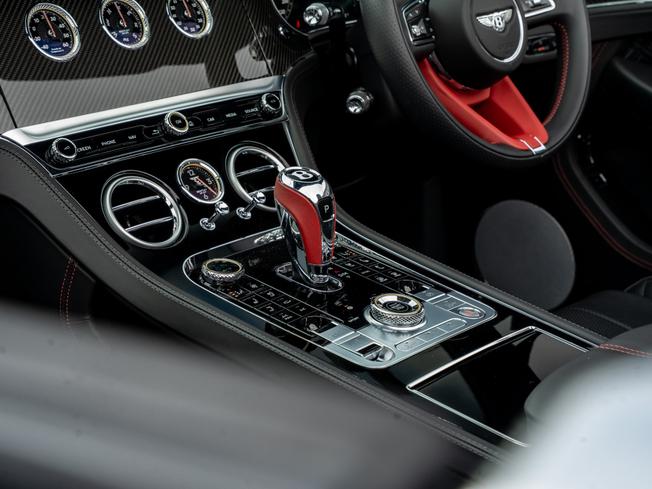 BENTLEY Continental Photo 24