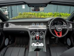 BENTLEY Continental Photo 4