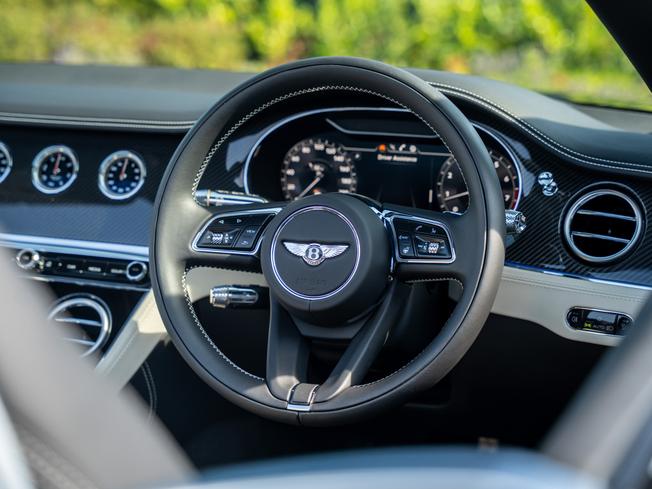 BENTLEY Continental Photo 19
