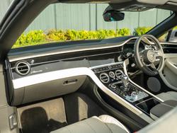 BENTLEY Continental GTC Photo 2