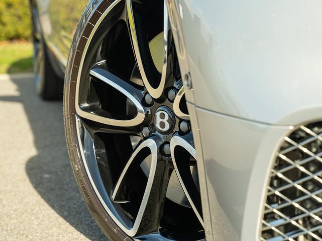 BENTLEY Continental GTC Photo 37