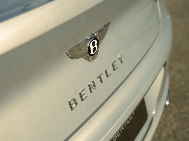 BENTLEY Continental GTC Photo 8