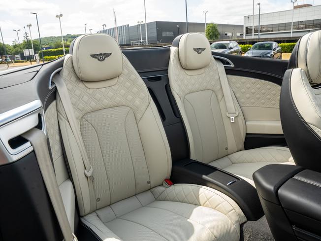 BENTLEY Continental Photo 21