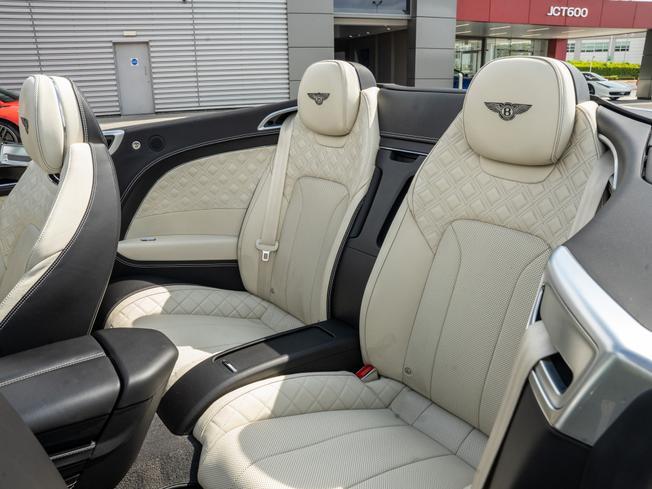 BENTLEY Continental Photo 22