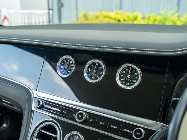 BENTLEY Continental Photo 25