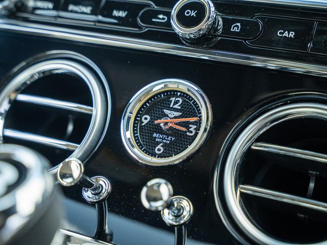 BENTLEY Continental Photo 26