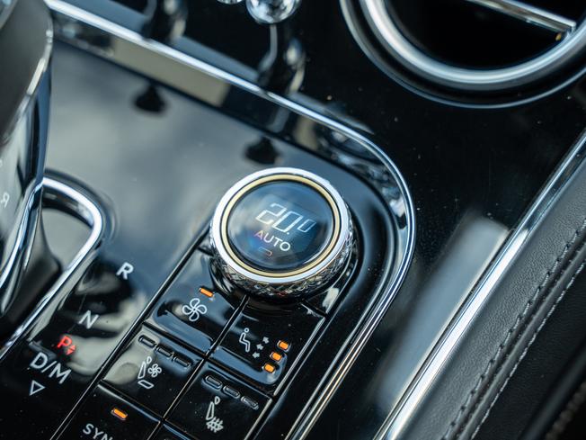 BENTLEY Continental Photo 27