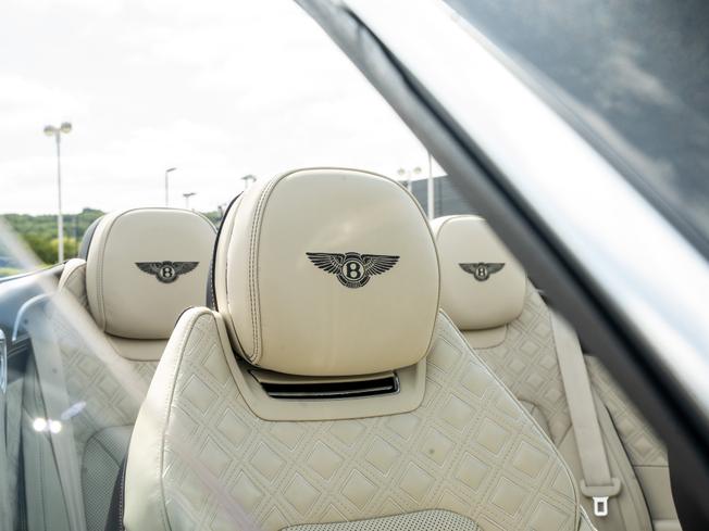 BENTLEY Continental Photo 29