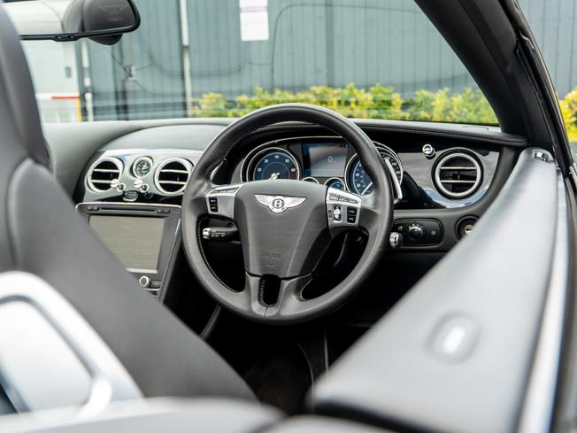 BENTLEY Continental Photo 20