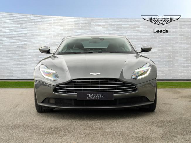 ASTON MARTIN DB11 Photo 7
