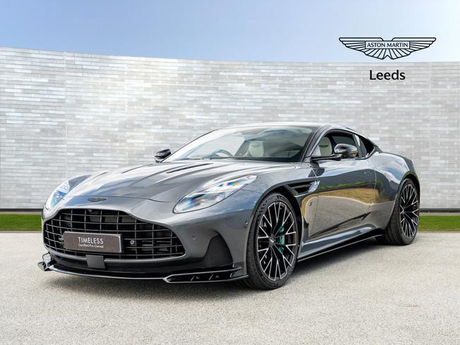 ASTON MARTIN DB12 Photo 41