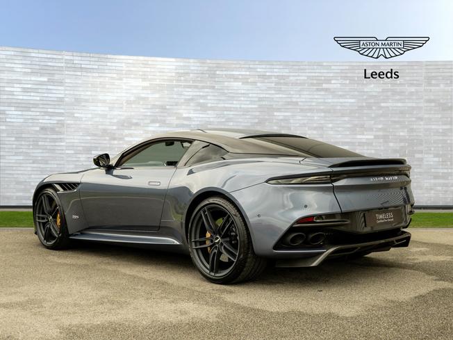 ASTON MARTIN DBS Photo 2