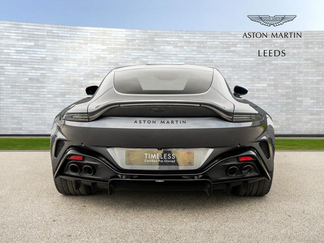 ASTON MARTIN Vantage Photo 33