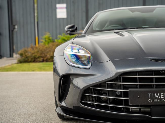 ASTON MARTIN Vantage Photo 40