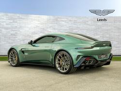 ASTON MARTIN V8vancoupe Photo 2