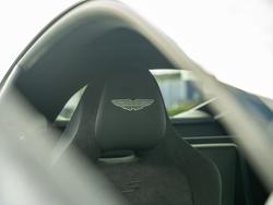 ASTON MARTIN V8vancoupe Photo 5