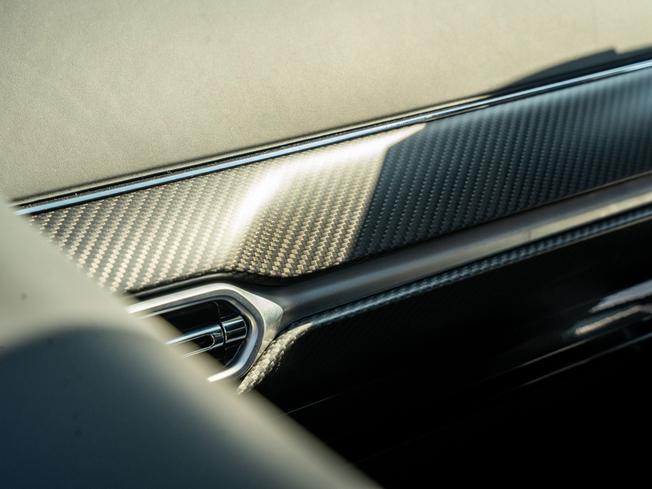 ASTON MARTIN V8vancoupe Photo 22