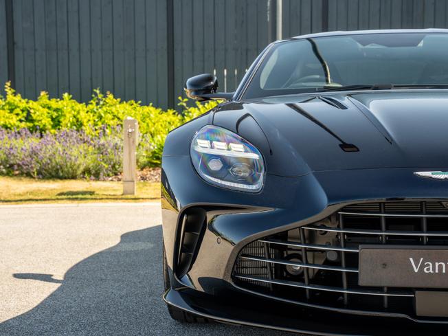 ASTON MARTIN V8vancoupe Photo 37