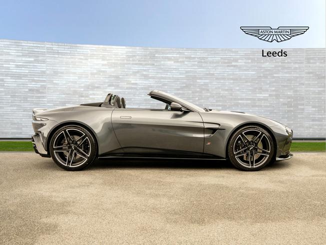 ASTON MARTIN Vantage S Roadster Photo 15