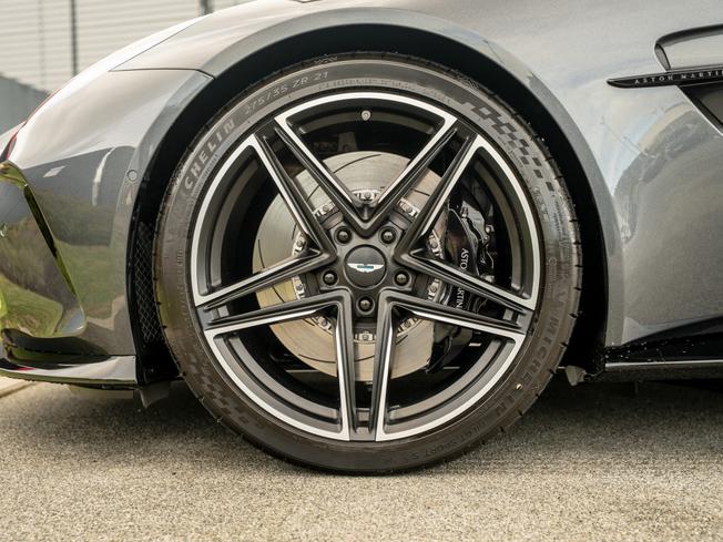 ASTON MARTIN Vantage S Roadster Photo 4