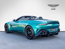 ASTON MARTIN Vantage Photo 2