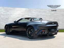 ASTON MARTIN V8vanroadster Photo 2