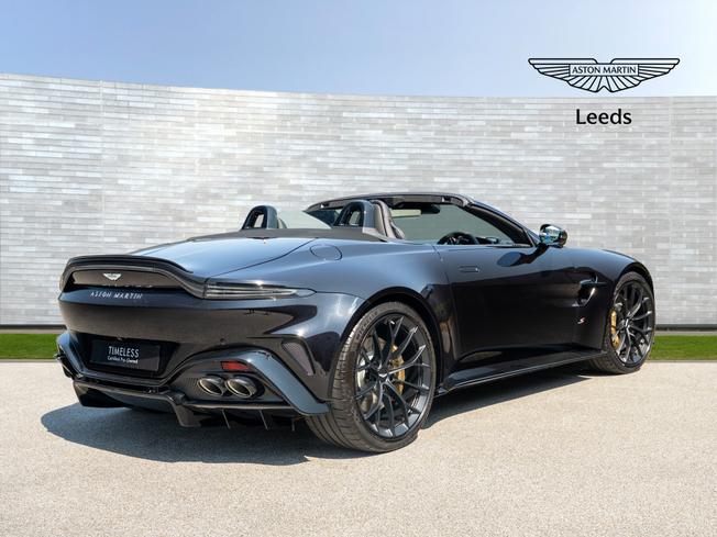 ASTON MARTIN V8vanroadster Photo 30