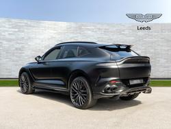 ASTON MARTIN Dbx Photo 2