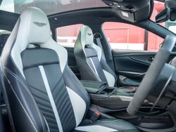 ASTON MARTIN Dbx Photo 5