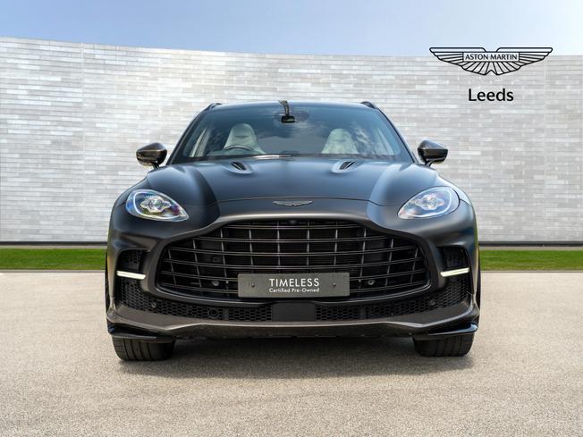 ASTON MARTIN Dbx Photo 7