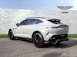 ASTON MARTIN Dbx Photo 2