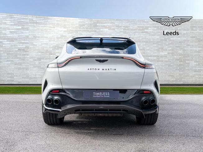 ASTON MARTIN Dbx Photo 39